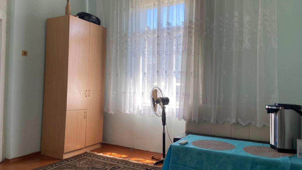 У Риты Sukhumi Esterno foto